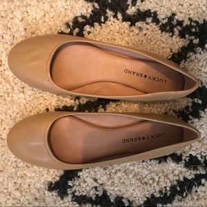 Lucky brand nude flats size 9